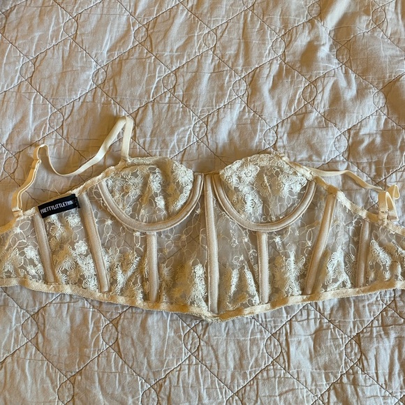 PLT Lace Floral Corset - Picture 3 of 4